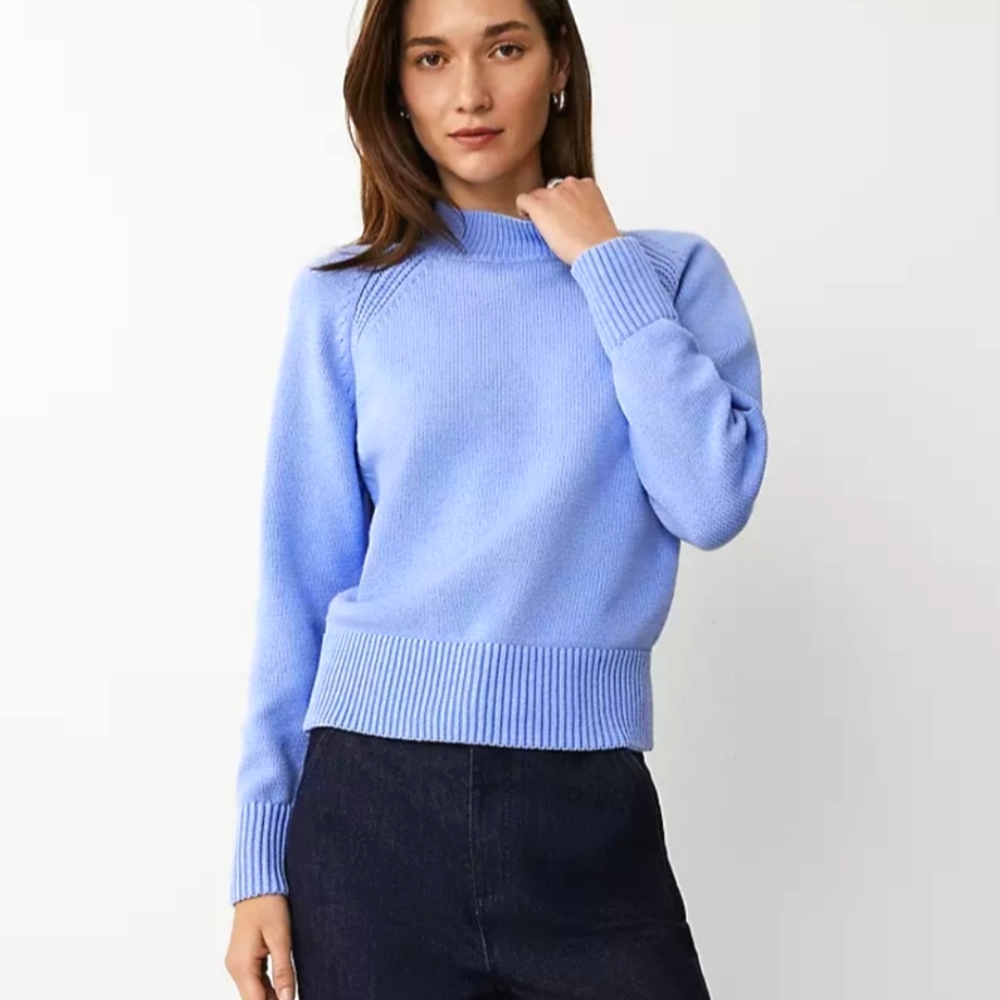 SOLD Ann Taylor Cropped Sweater